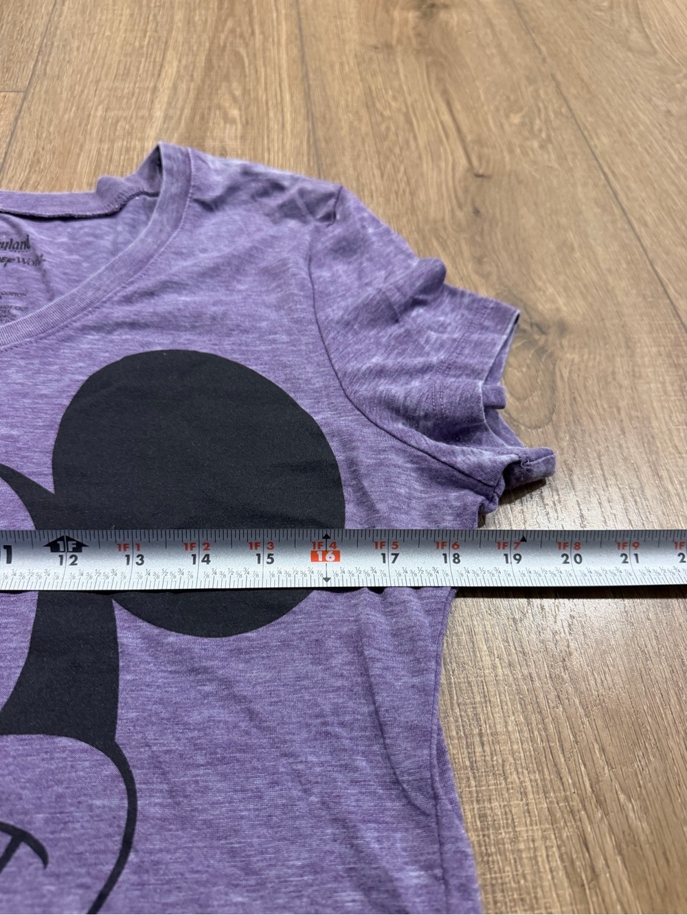Disney Purple Mickey Mouse Walt Disney World Graphic Tee, women’s L - Picture 6 of 7